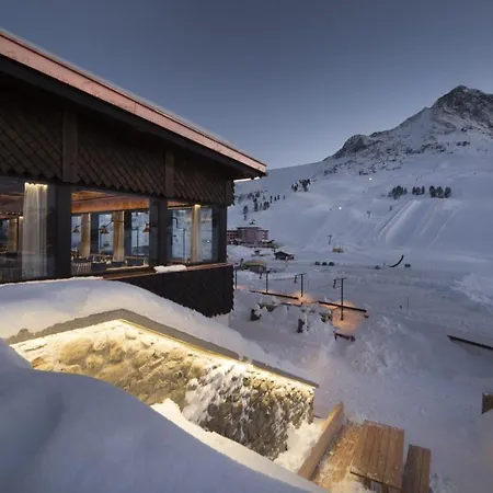 فندق Jagdschloss كوهتاي