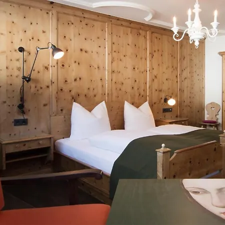 Hotel Jagdschloss Resort 4*