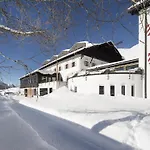 Hotel Jagdschloss 4*
